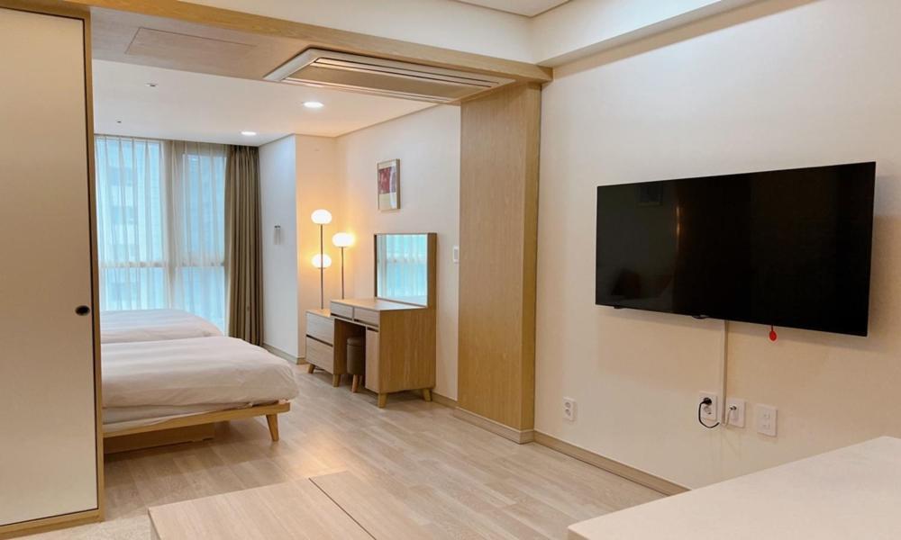 Busan Centurn Victoria Hotel Exterior photo