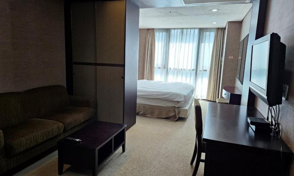 Busan Centurn Victoria Hotel Exterior photo