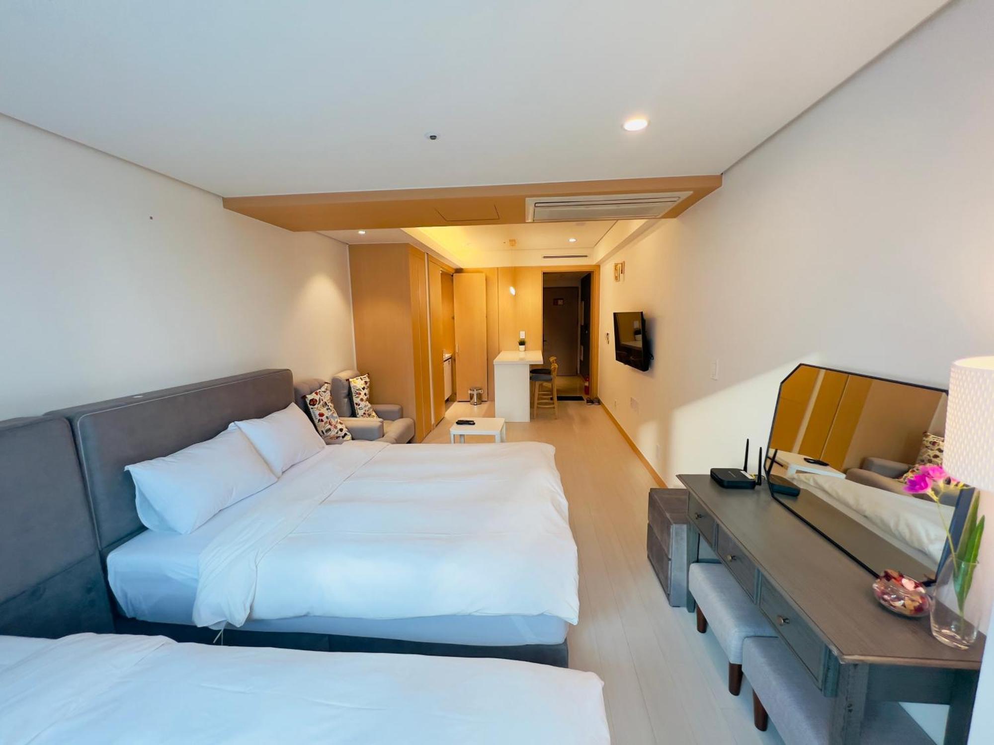 Busan Centurn Victoria Hotel Exterior photo
