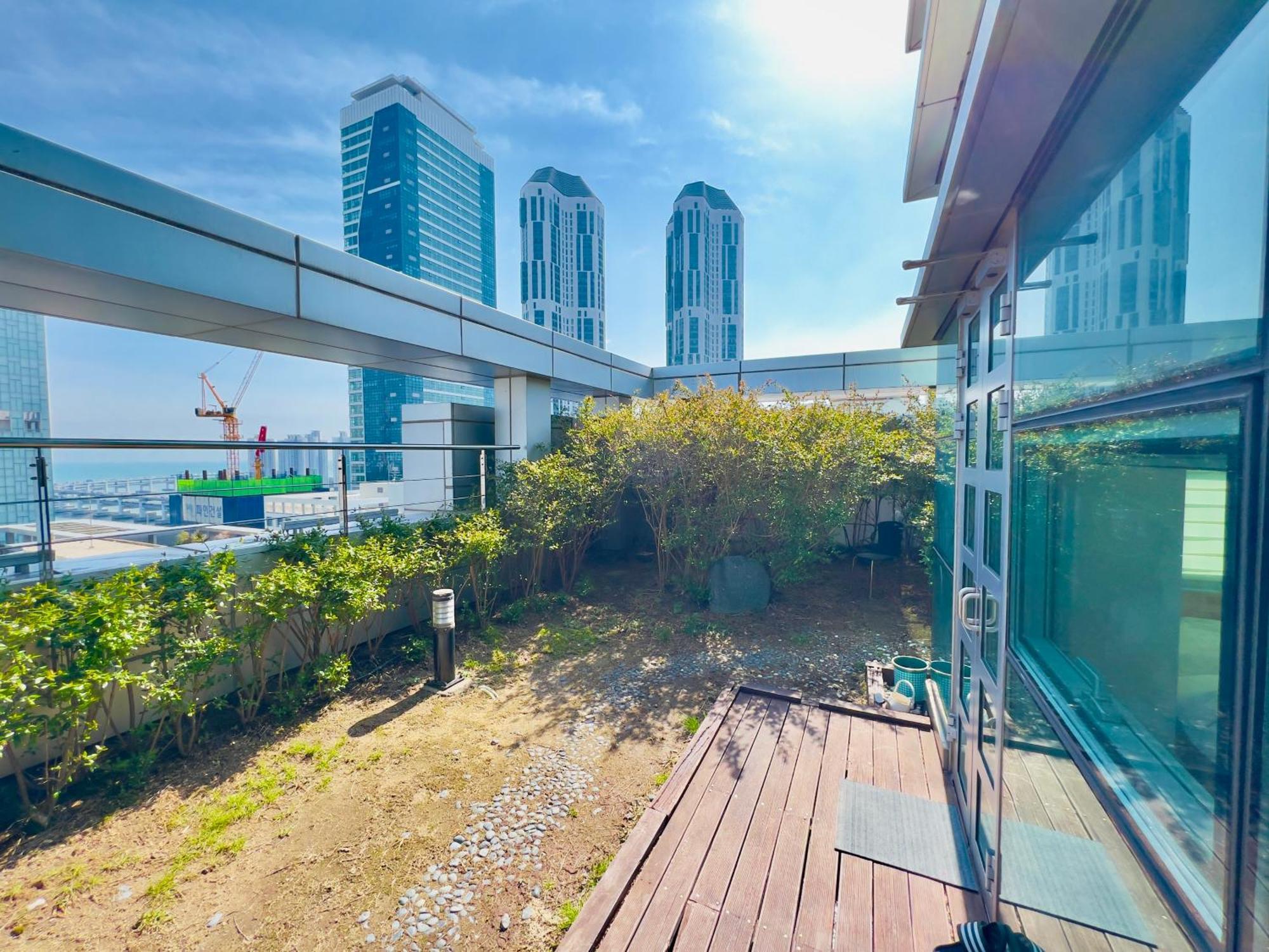 Busan Centurn Victoria Hotel Exterior photo